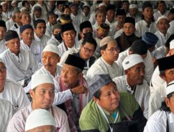 10 Ribu Jamaah Padati Ziarah Akbar Syekh Kadirun Yahya di Depok