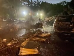Rumah Serta Pabrik Kerupuk di Binjai Ludes Terbakar Turut 1 Mobil dan 6 Motor