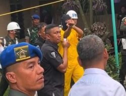 Tak Kuasa Dimaki dan Disoraki, Serma TDA Acungkan Jari Tengah ke Arah Keluarga Korban