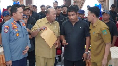 Geruduk Kantor Bupati Langkat, Puluhan Massa BAPERA Tagih Janji Ondim