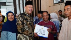 Bupati Langkat Hadiahi 10 Bilal Mayit Teladan Umroh Gratis