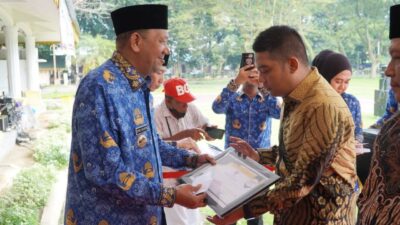 Ahmad Muhajir Terima Penghargaan Tokoh Pemuda Sosial Politik Langkat