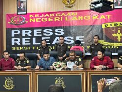 Jaksa Tetapkan Kadisdik Langkat ‘SA’ Tersangka Korupsi Smart Board