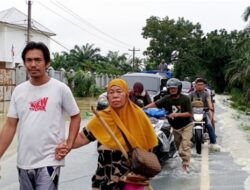 Banjir Hantam Tanjung Pura, Warga Mengungsi Secara Mandiri