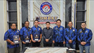 Ricky Anthony Serahkan Mandat KOMBAT Labuhan Batu, Palas dan Paluta