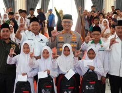 Pemkab dan Baznas Langkat Salurkan Bantuan Bedah Rumah dan Perlengkapan Sekolah