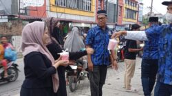 Meriahkan Ramadhan, KOMBAT Deli Serdang Bagi Takjil Sebulan Penuh