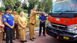 Tepati Janji, Bupati Langkat Serahkan Mobil Damkar untuk Kecamatan Bahorok