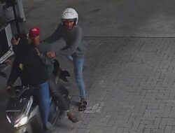 Terekam CCTV, Tiga Pria Bawa Kabur Honda Vario di Stabat