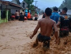 Banjir Bandang Terjang Tapanuli Tengah, Ratusan Warga Mengungsi