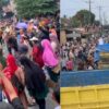 Tak Kunjung Dapat Kepastian Bantuan, Ribuan Korban Banjir Blokade Jalinsum Aceh–Medan
